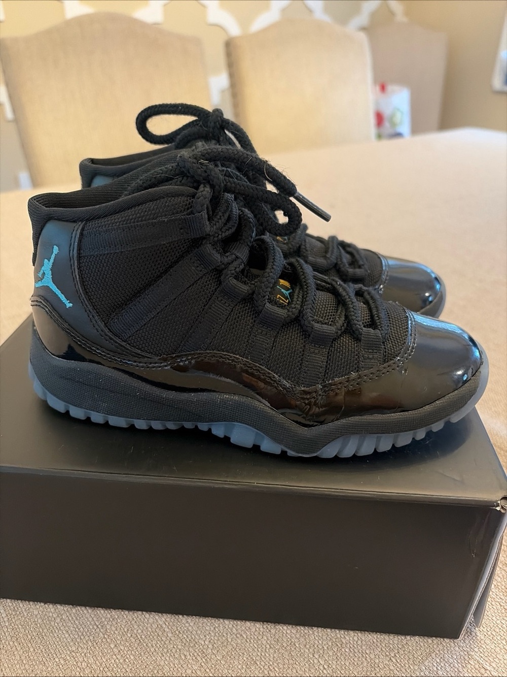 Air Jordan 11 Retro Gamma Blue size 1Y